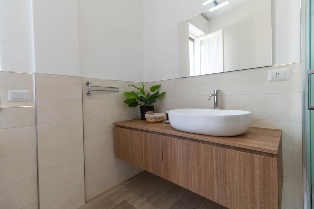 Mamma Ciccia Holiday Home - Casa Imperia Mandello del Lario Ngoại thất bức ảnh